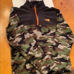 Boys The North Face camo zip up